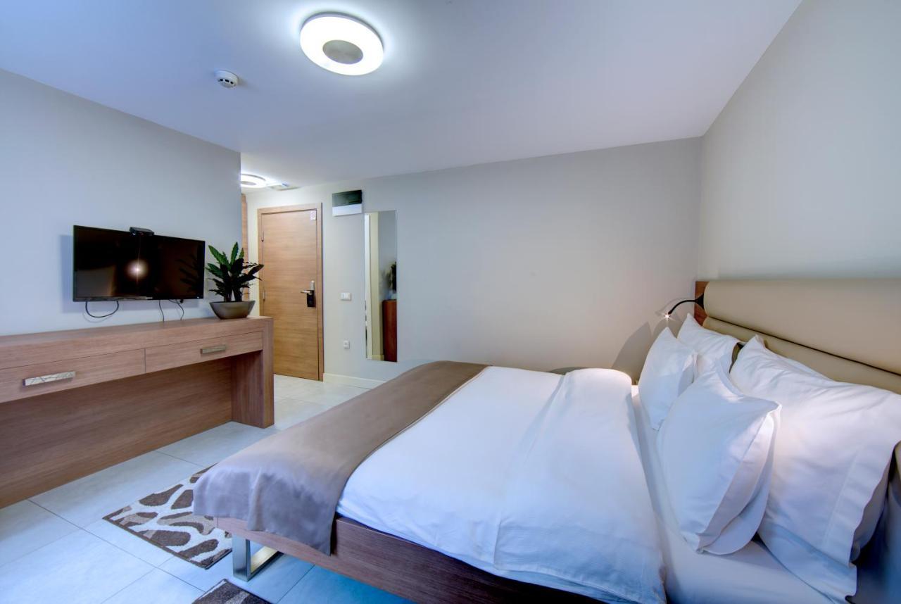 Srbija Garden-free Parking Отель 4*