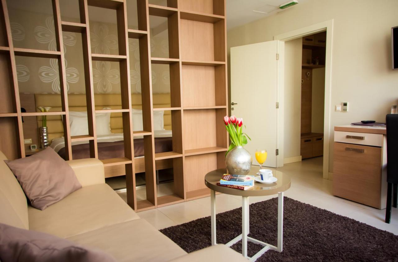 Hotel Srbija Garden-free Parking
